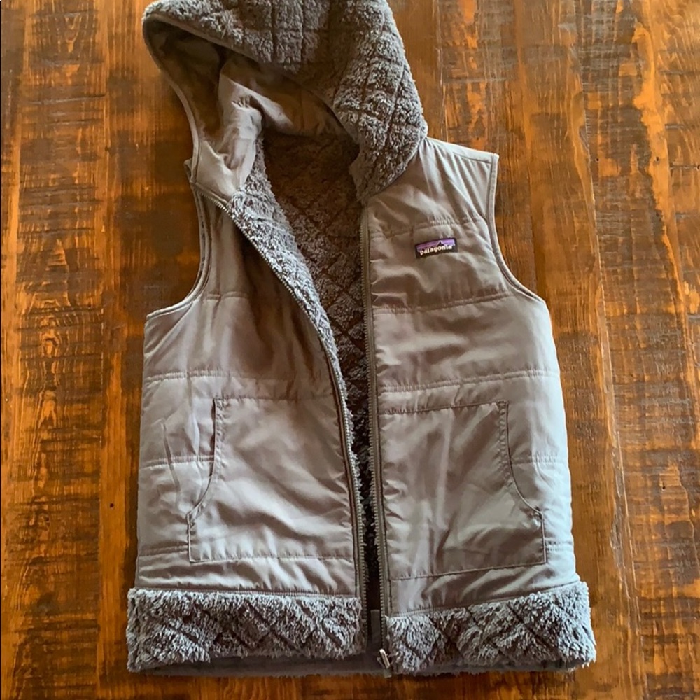 Patagonia reversible vest